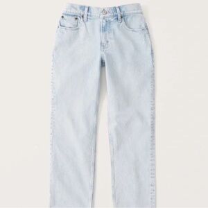Curve Love Low Rise 90s Straight Jean Light Color Short 27 Size 4 Short